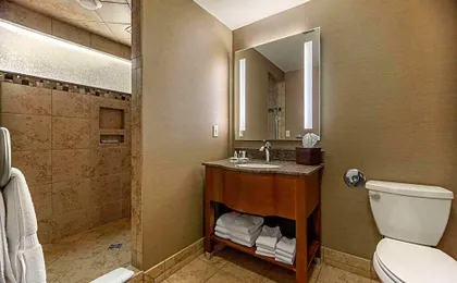 Comfort Suites Green Bay West