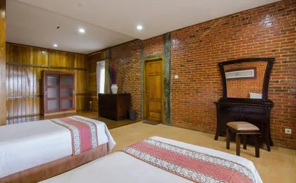 Jambuluwuk Batu Village Resort & Convention Hall