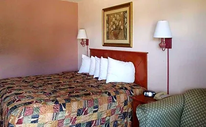 Rodeway Inn Leesburg Chain of Lakes