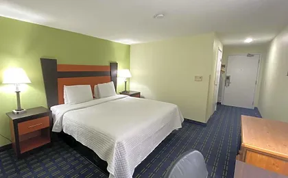 The Mariner Resort Cape Cod by The Red Collection