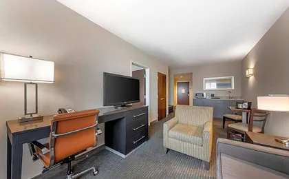 Comfort Suites Miami Airport North