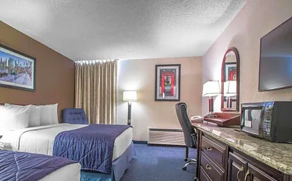 Quality Inn Schaumburg - Chicago Near The Mall