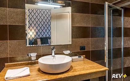 Via Veneto Suites