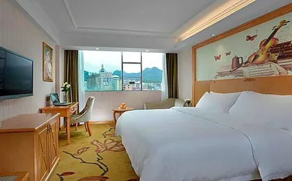 Vienna Classic Hotel Qingyuan Lianzhou Tower
