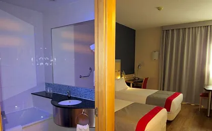 Holiday Inn Express Sant Cugat By IHG