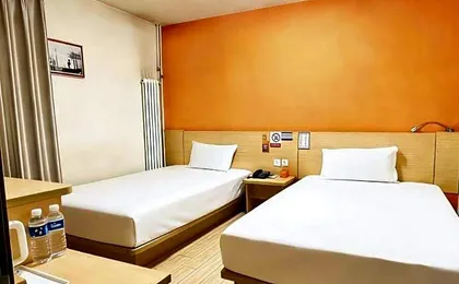 7 Days Inn Beijing Shangdi Xixiaokou Metro Station