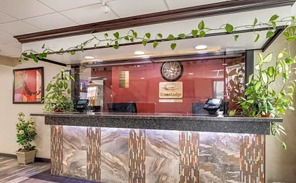 Econo Lodge Milwaukee Airport