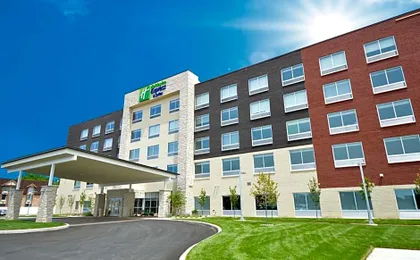 Holiday Inn Express & Suites Toledo West By IHG