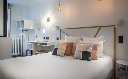 Guest room