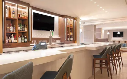 Holiday Inn Los Angeles - LAX Airport By IHG