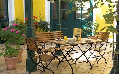 Oldtimer Motorhotel Guntramsdorf