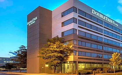 DoubleTree by Hilton Hotel Chicago - Schaumburg