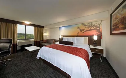 Holiday Inn Brookfield - Milwaukee By IHG