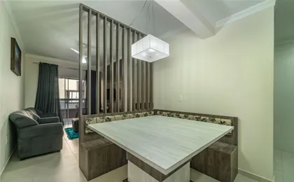Apartamento 2 Dormitórios com Churrasqueira
