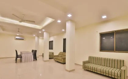 OYO 6684 Hotel Park Sangam