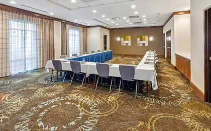 Staybridge Suites Albany Wolf Rd - Colonie Center by IHG