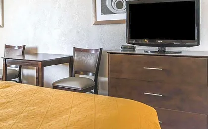Quality Inn & Suites University/Airport