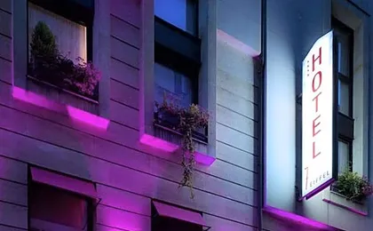 Le 7 Eiffel Hotel by Malone