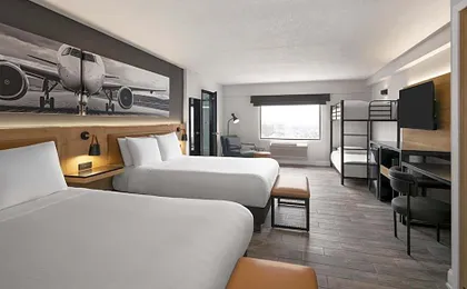 Aiden by Best Western Newark Airport