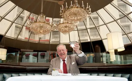 Oscars Oscar Goodman Martini