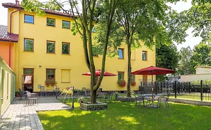 HOTEL I RESTAURACJA BROCHÓW