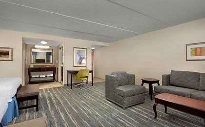 Hampton Inn Syracuse Clay