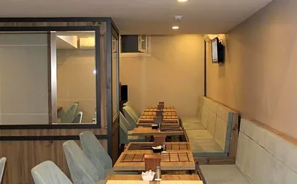 The Reina Hotel