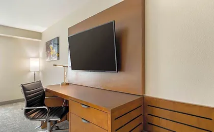 Best Western Plus Henderson Hotel