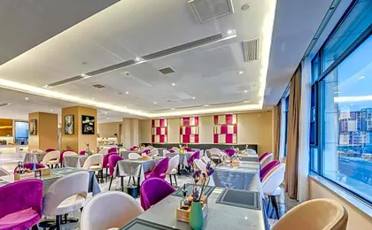 Lavande Hotel Lushan Wuzhou International Business Trade City