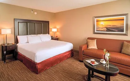 DoubleTree by Hilton Raleigh - Durham Airport at Research Triangle Park