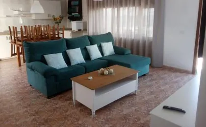 Casa Maradentro