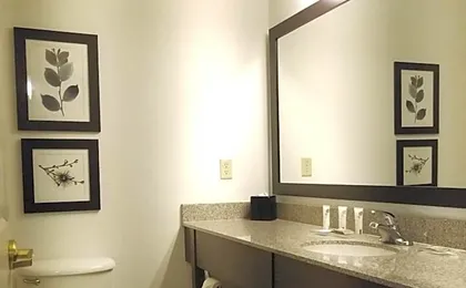 Country Inn & Suites by Radisson, Willmar, MN