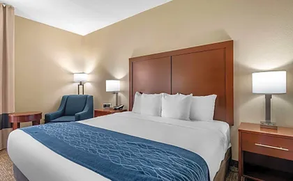 Comfort Inn & Suites Junction City - near Fort Riley