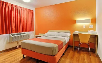 Motel 6-Kingsville, TX