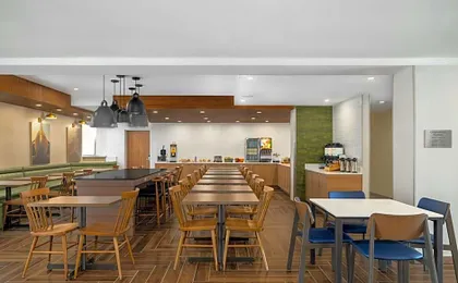 Fairfield by Marriott Inn & Suites Clinton