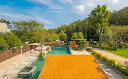 Floral Lux Hotel·· Changzhou Mountain Carp Peach