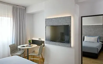 INNSiDE Barcelona Apolo