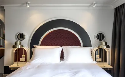 Henrietta Hotel