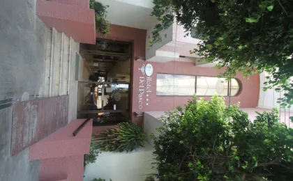 Del Paseo