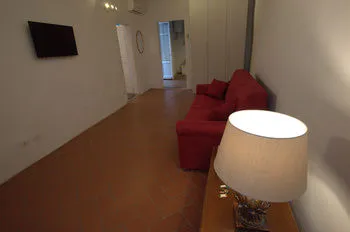 Prestige House Arno River