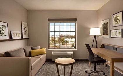 Country Inn & Suites by Radisson, RJ Stadium - Tampa Airport East