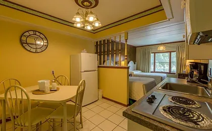Hyland Motor Inn