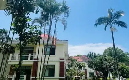 Ruili Yurui Hot Spring Garden Resort Hotel