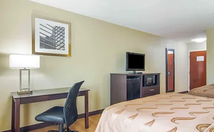 Quality Inn & Suites Canton, GA