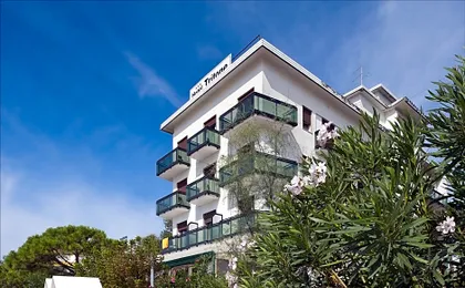 Hotel Tritone