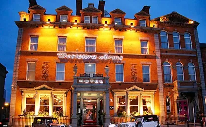 Westenra Arms Hotel