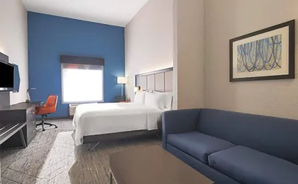 Holiday Inn Express St. Petersburg North / I-275 By IHG