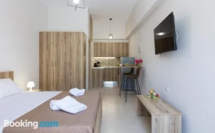 Nafsika apt, studio for 2, very close to the beach