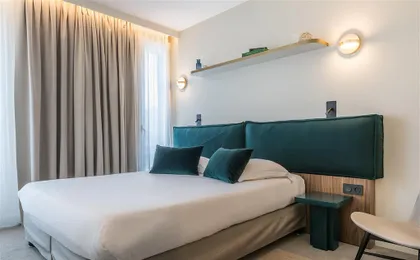 superior room