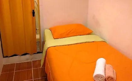 Easybox Budget Hotel